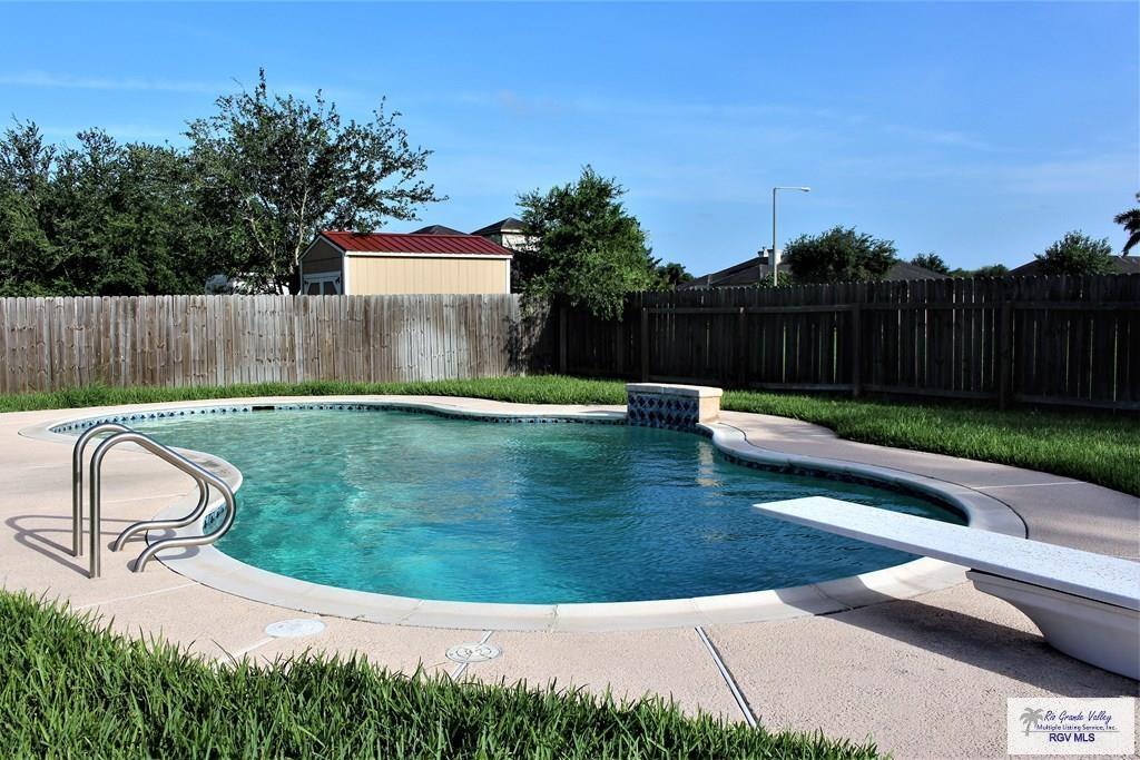 4502` S Hummingbird Ln, HARLINGEN, Texas image 3