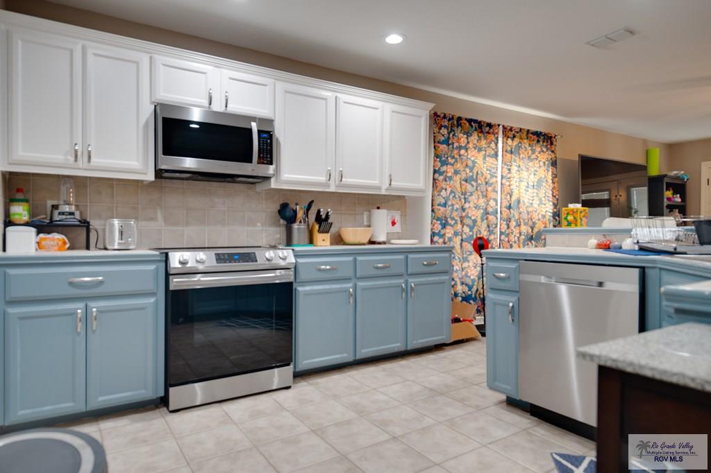 4502` S Hummingbird Ln, HARLINGEN, Texas image 7