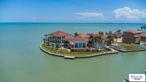 Homes For Sale - 1208 N Shore Dr<br/> Cameron County, PORT ISABEL, TX 78578