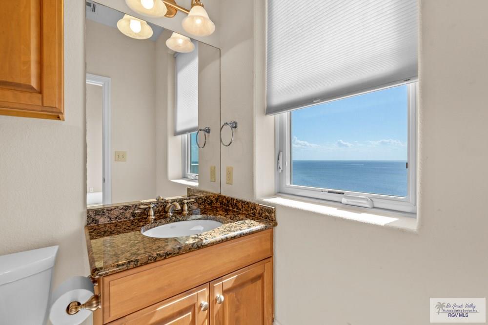 201 W Capricorn Dr, SOUTH PADRE ISLAND, Texas image 25