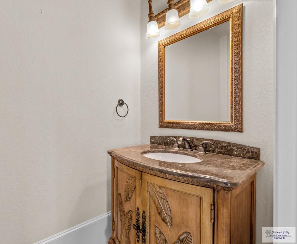 201 W Capricorn Dr, SOUTH PADRE ISLAND, Texas image 28