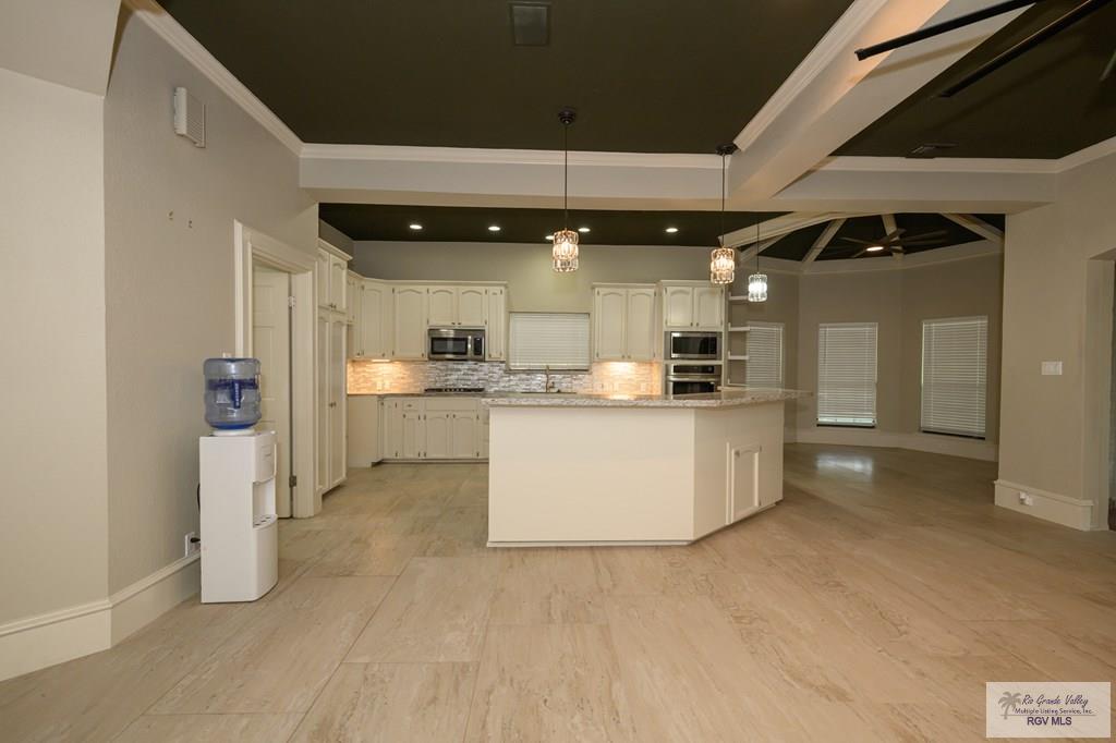 1101 Chico Cir, HARLINGEN, Texas image 9