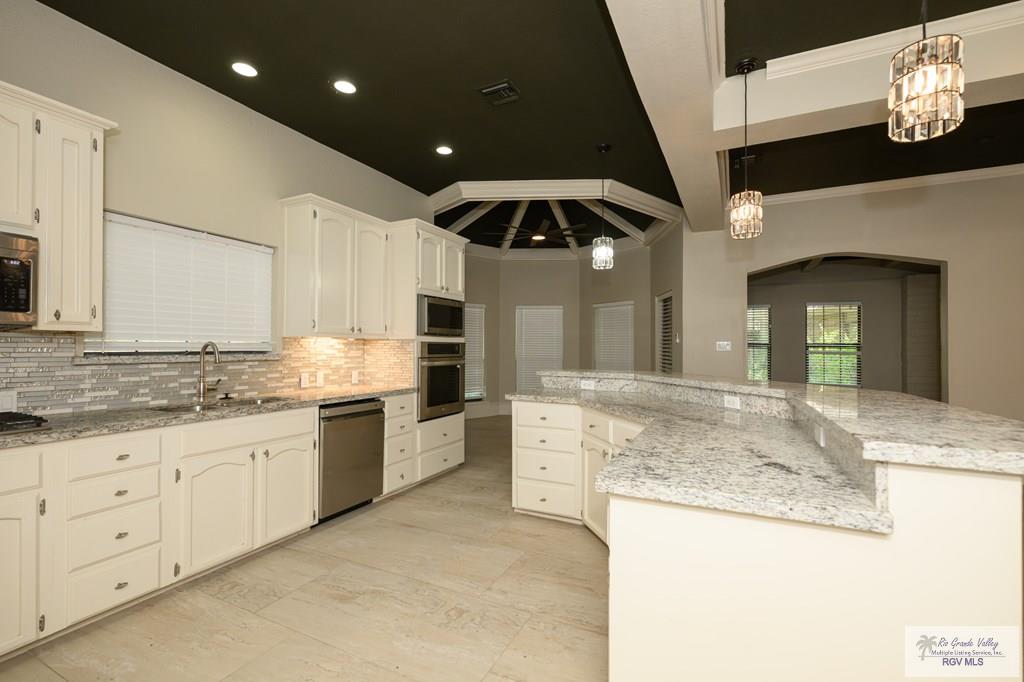 1101 Chico Cir, HARLINGEN, Texas image 16