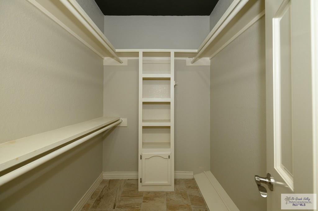 1101 Chico Cir, HARLINGEN, Texas image 38