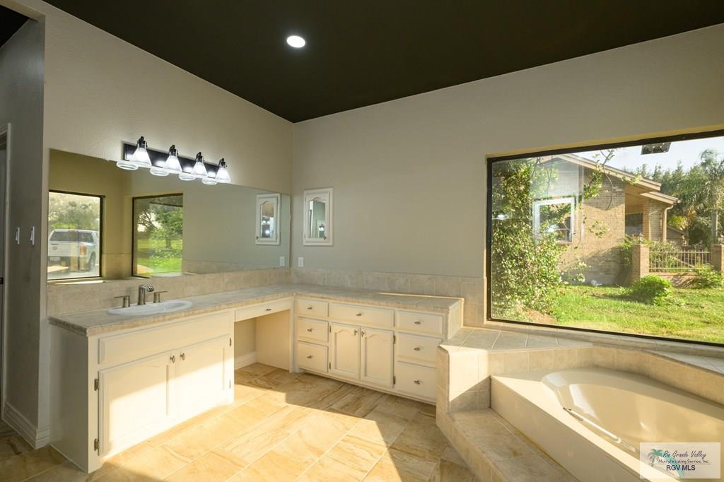 1101 Chico Cir, HARLINGEN, Texas image 35