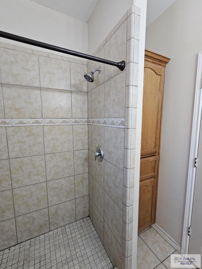 2884 Gibraltar St, BROWNSVILLE, Texas image 13