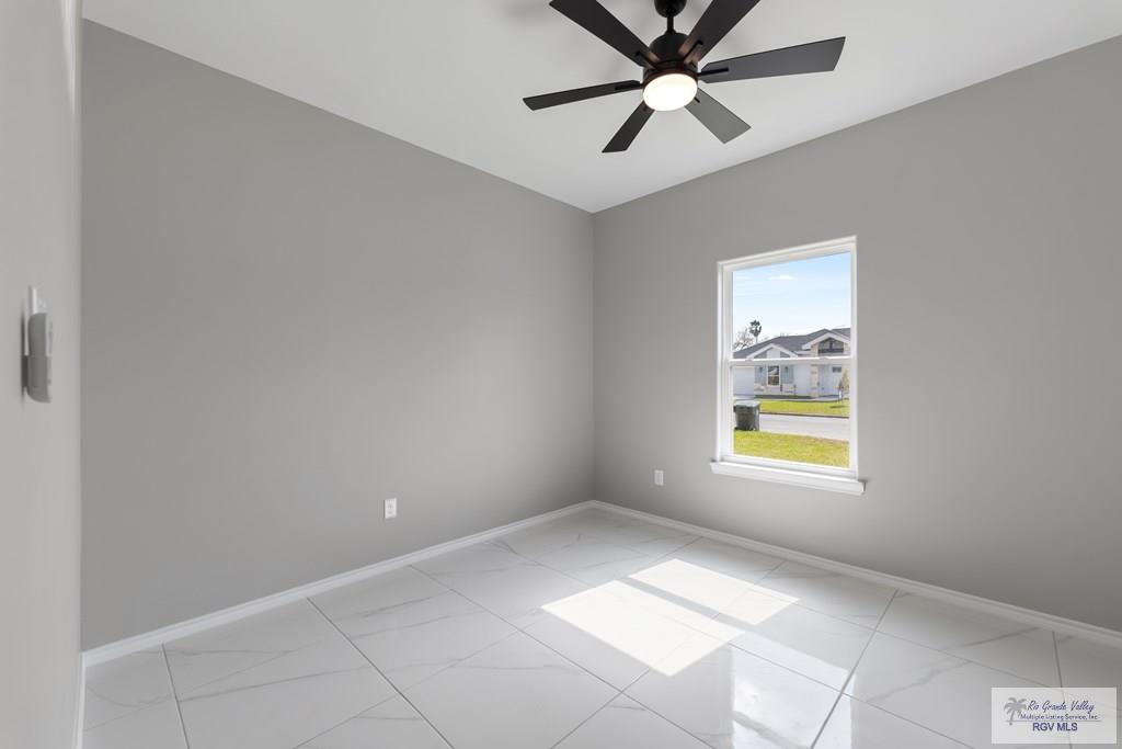 310 S Drift St, LA FERIA, Texas image 13