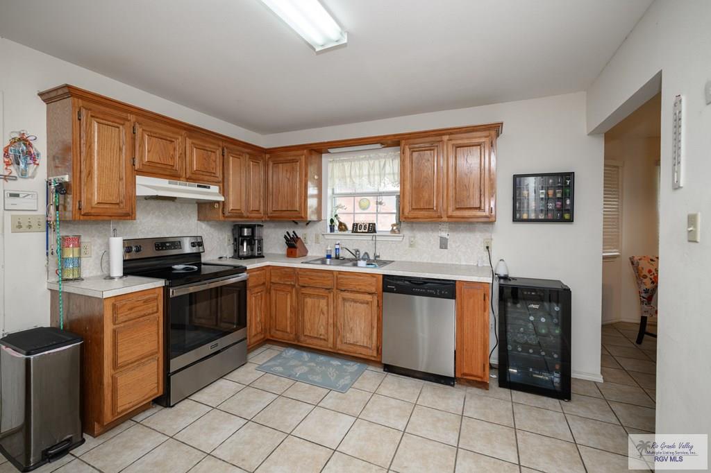 404 Santa Ana Ave, RANCHO VIEJO, Texas image 9