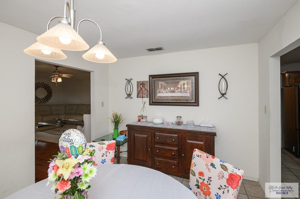 404 Santa Ana Ave, RANCHO VIEJO, Texas image 7