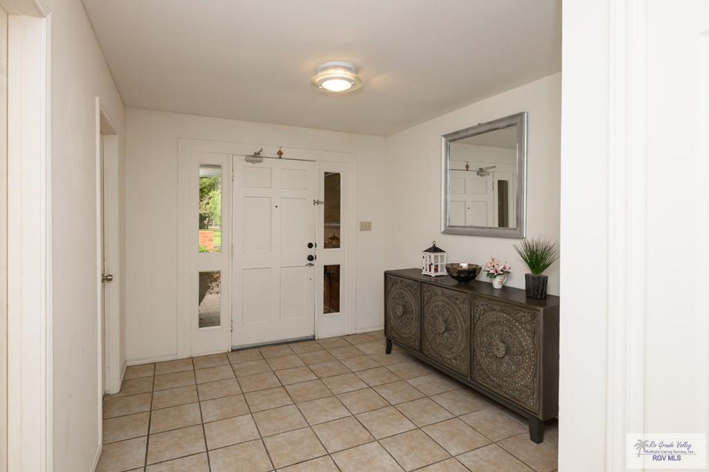 404 Santa Ana Ave, RANCHO VIEJO, Texas image 2
