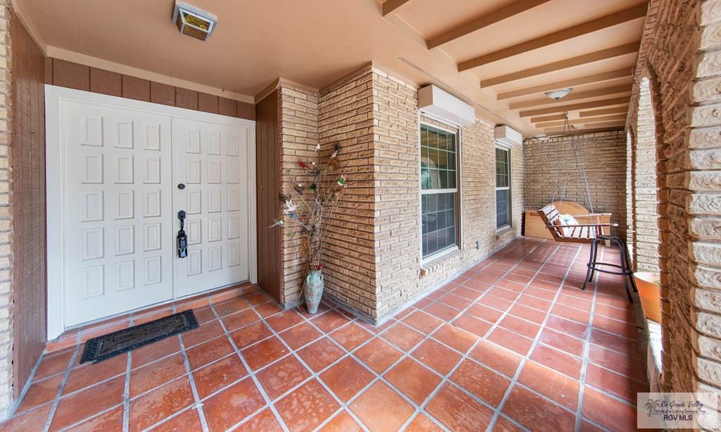 206 E Resaca Dr, LOS FRESNOS, Texas image 3