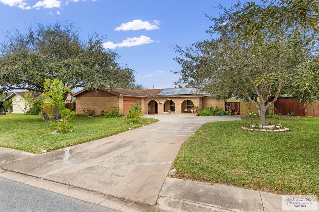 206 E Resaca Dr, LOS FRESNOS, Texas image 2