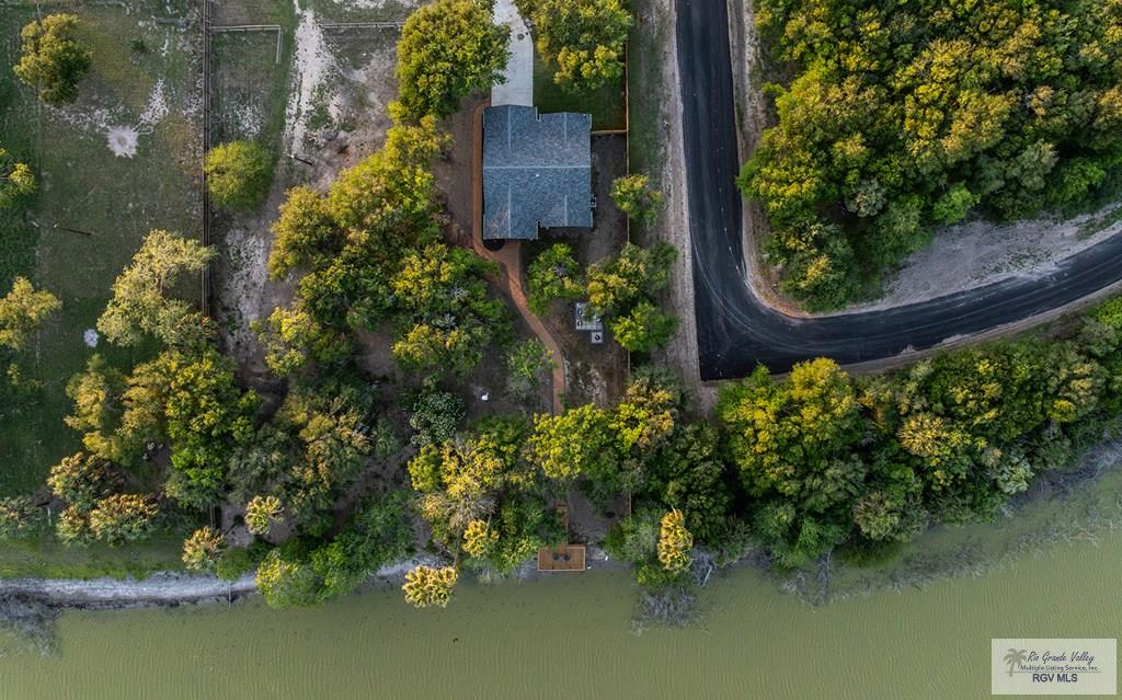 00 W Lakeside Blvd, OLMITO, Texas image 2