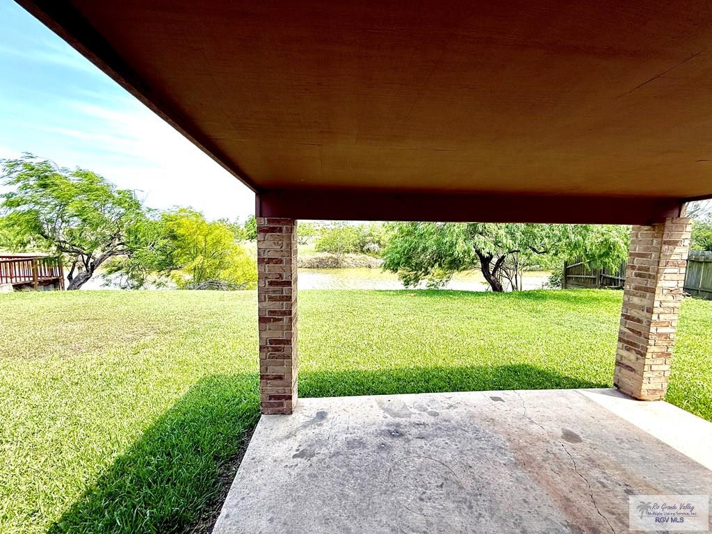 254 Sagua La Grande Ave, BROWNSVILLE, Texas image 4