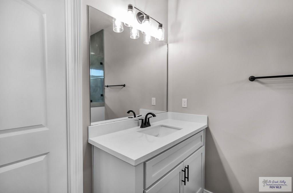 2001 Su Casa Cir, HARLINGEN, Texas image 9