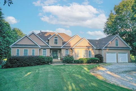 Single Family Residence in Greenwood SC 429 Quarter Creek Road.jpg