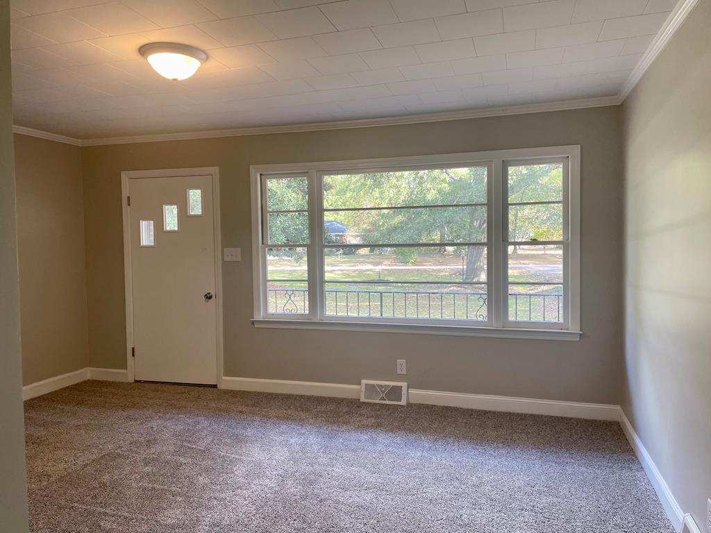 Greenwood, South Carolina 29646, United States, 3 Bedrooms Bedrooms, ,2 BathroomsBathrooms,Residential,Contingent,32490