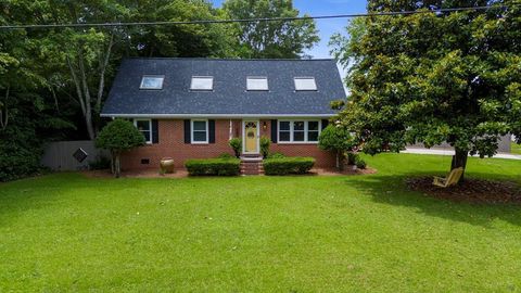 Single Family Residence in Greenwood SC 1231 Woodlawn Road.jpg