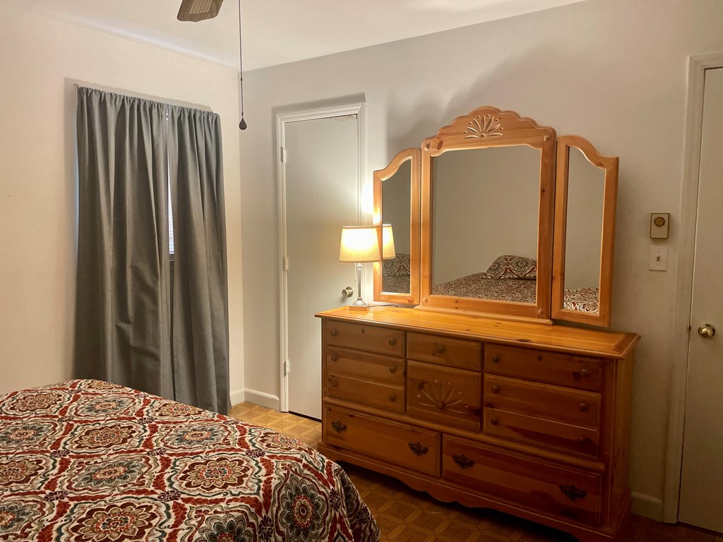 Greenwood, South Carolina 29649, United States, 3 Bedrooms Bedrooms, ,1 BathroomBathrooms,Residential,Contingent,182283