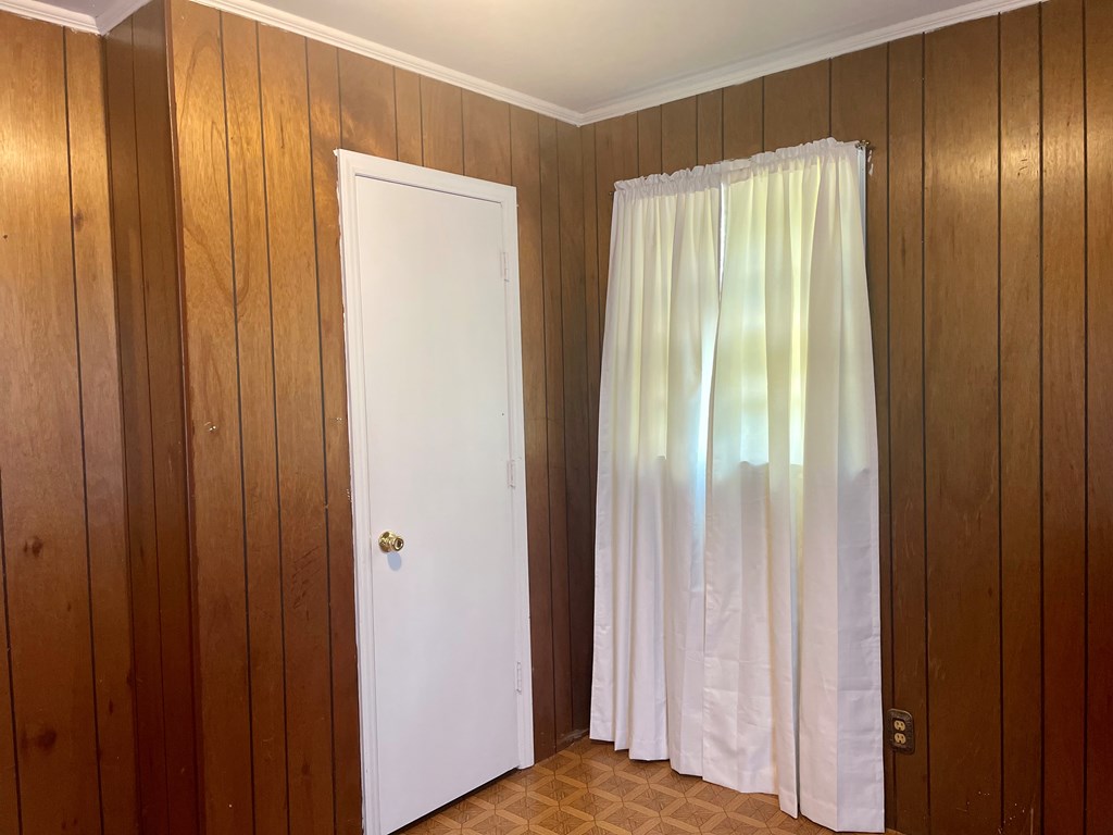 Greenwood, South Carolina 29649, United States, 3 Bedrooms Bedrooms, ,1 BathroomBathrooms,Residential,Contingent,182283