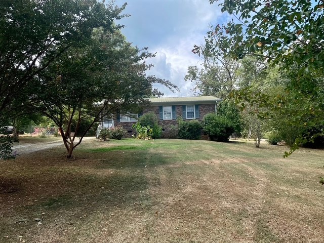 Greenwood, South Carolina 29649, United States, 3 Bedrooms Bedrooms, ,1 BathroomBathrooms,Residential,Contingent,182283