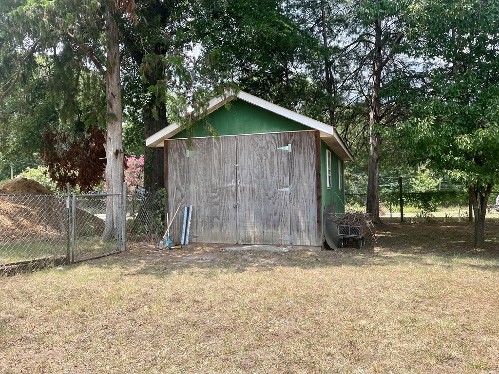 Greenwood, South Carolina 29649, United States, 3 Bedrooms Bedrooms, ,1 BathroomBathrooms,Residential,Contingent,182283