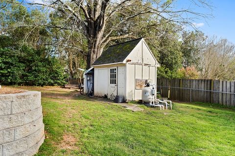 Single Family Residence in Greenwood SC 205 Hunting Road 24.jpg