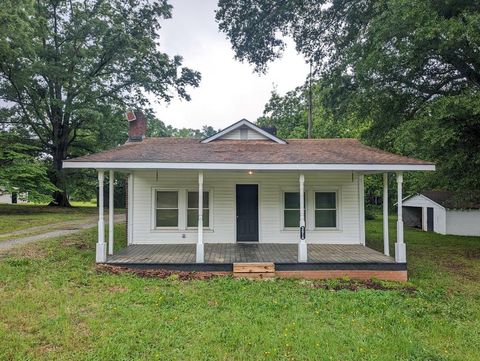 Single Family Residence in Greenwood SC 3014 Hwy 25 S.jpg