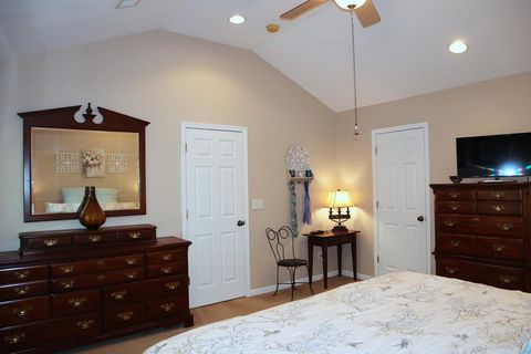 Single Family Residence in Cross Hill SC 104 Commodore Dr 29.jpg