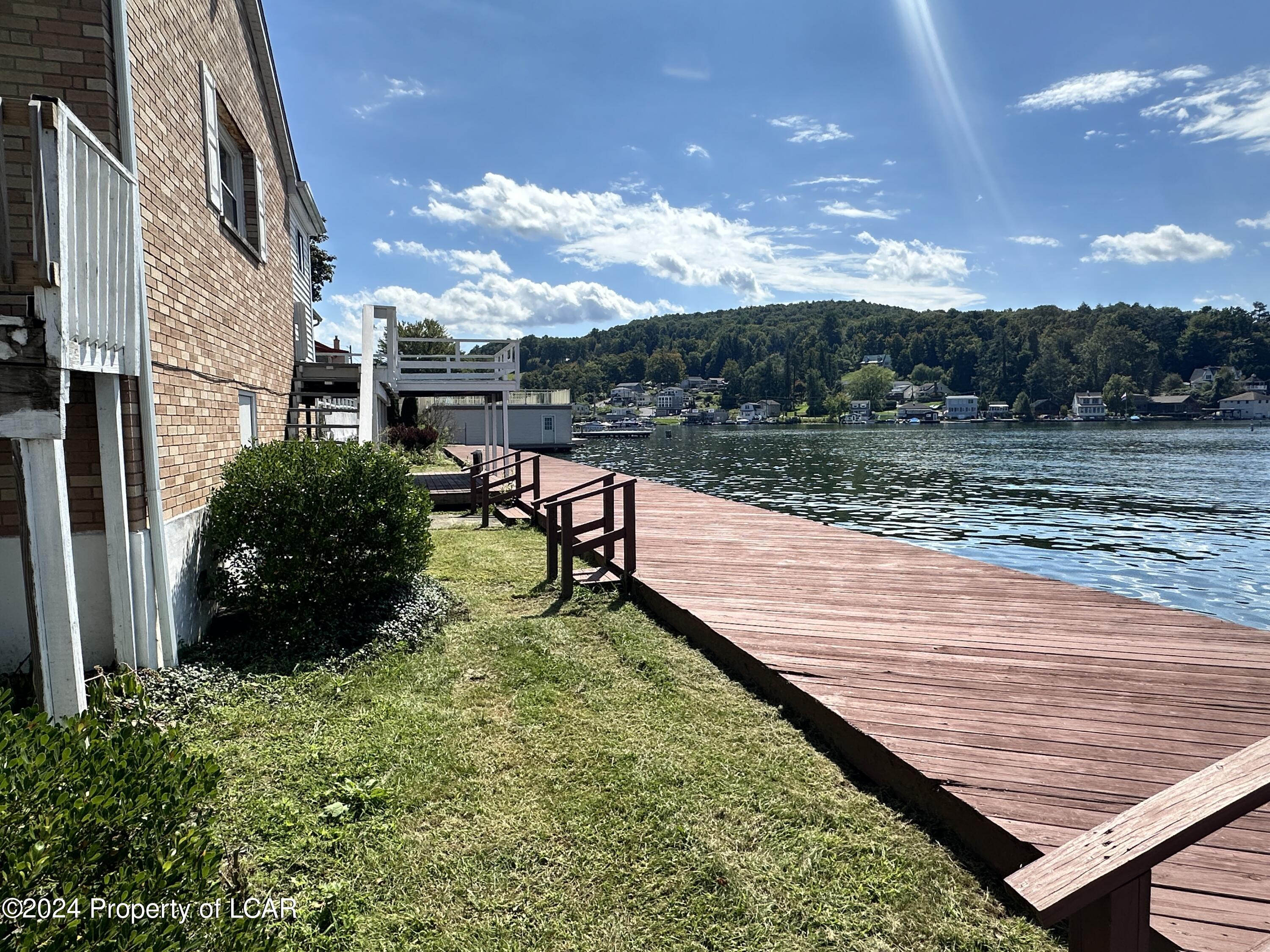 46 Lakeside Drive, Harveys Lake, Pennsylvania image 6