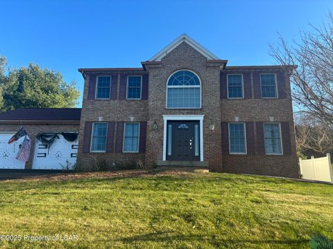 Homes For Sale - 1355 Oak Drive<br/> Shavertown, PA 18708