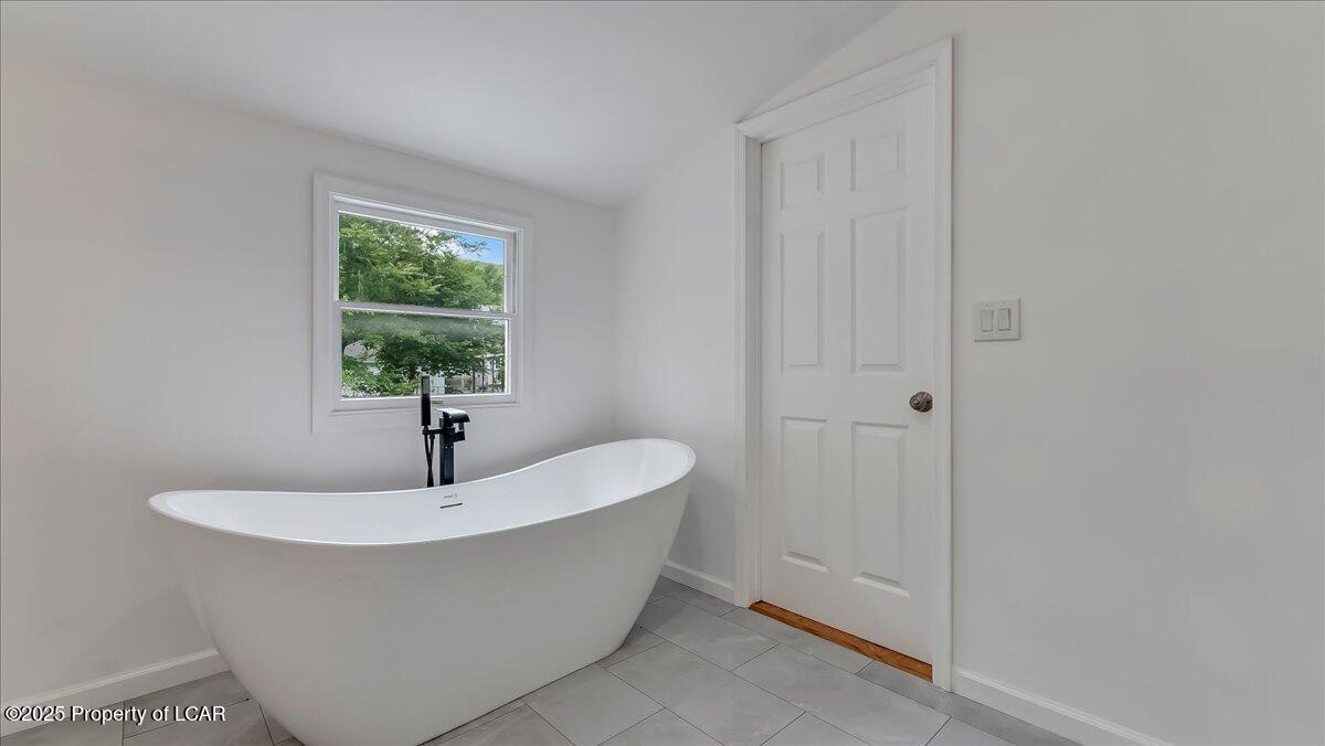 West Wyoming, Pennsylvania 18644, United States, 3 Bedrooms Bedrooms, ,2 BathroomsBathrooms,Residential,Active,145306