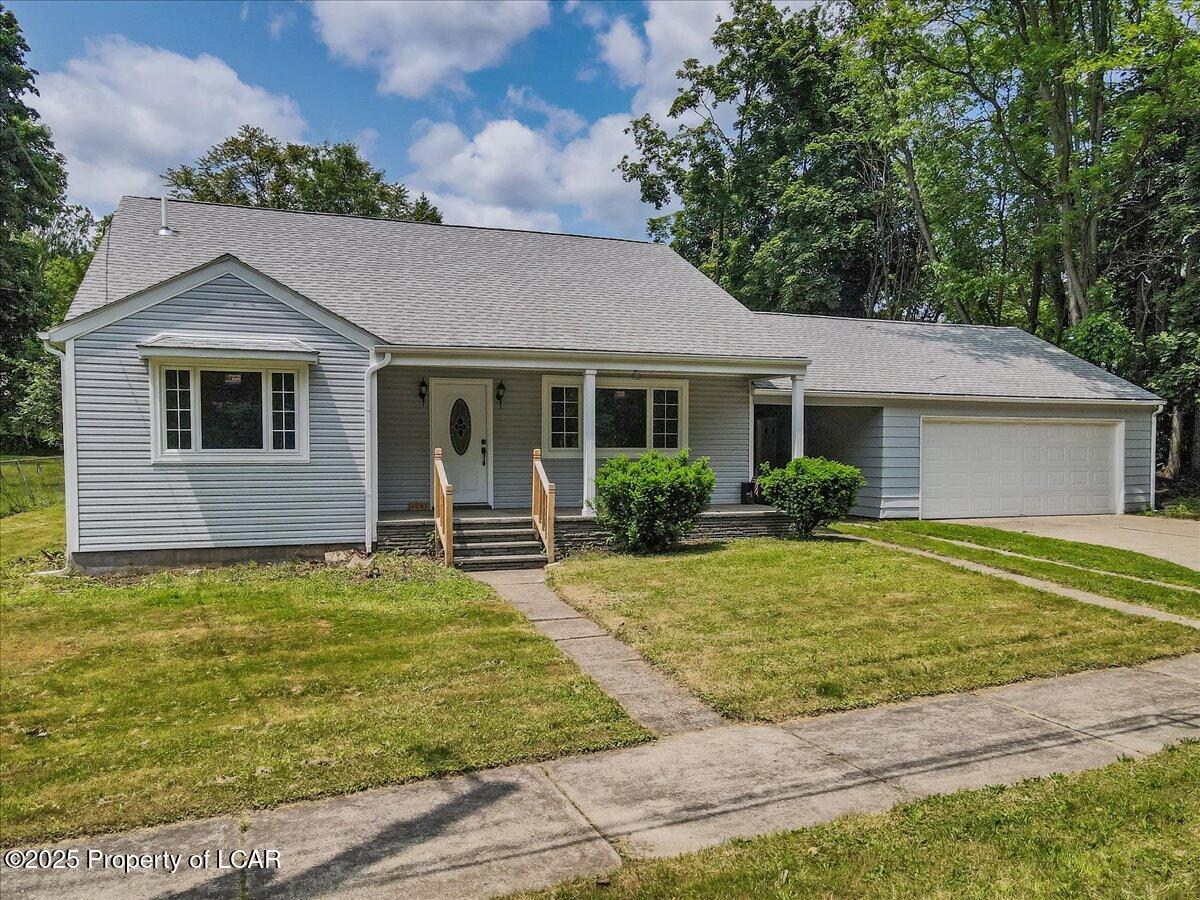 West Wyoming, Pennsylvania 18644, United States, 3 Bedrooms Bedrooms, ,2 BathroomsBathrooms,Residential,Active,145306