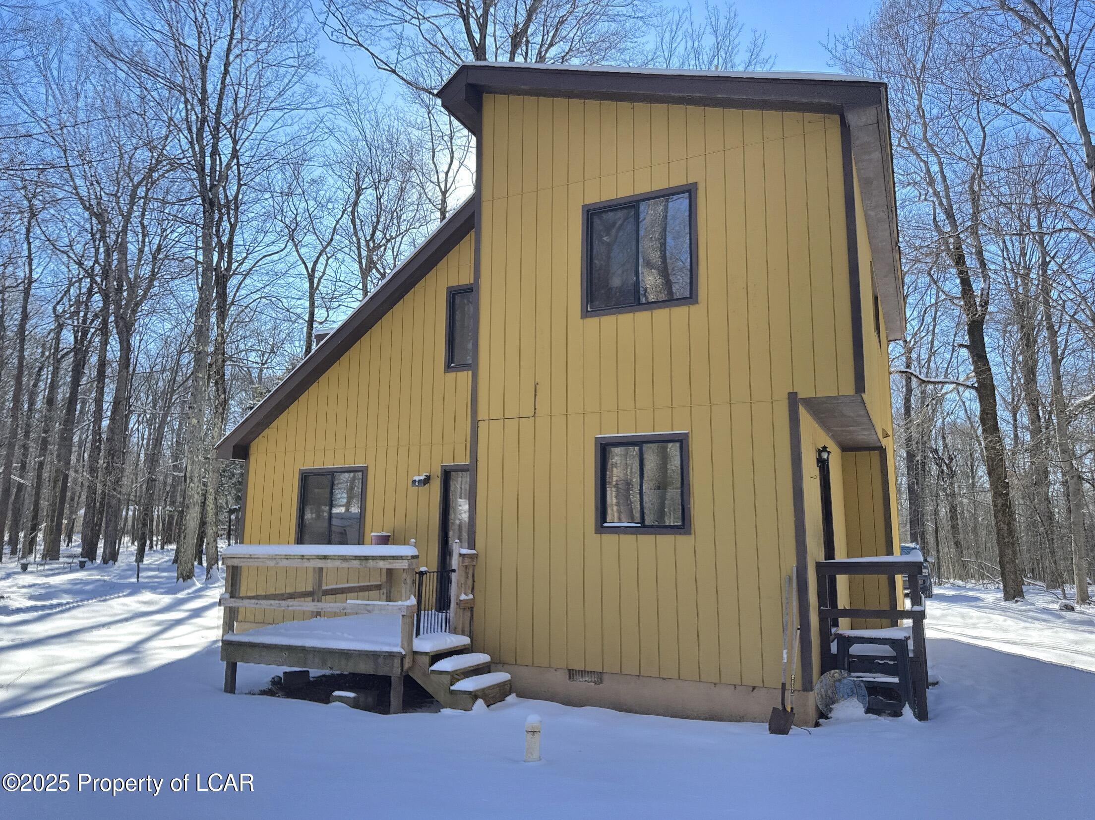 1008 W Ridge Drive, Gouldsboro, Pennsylvania image 5