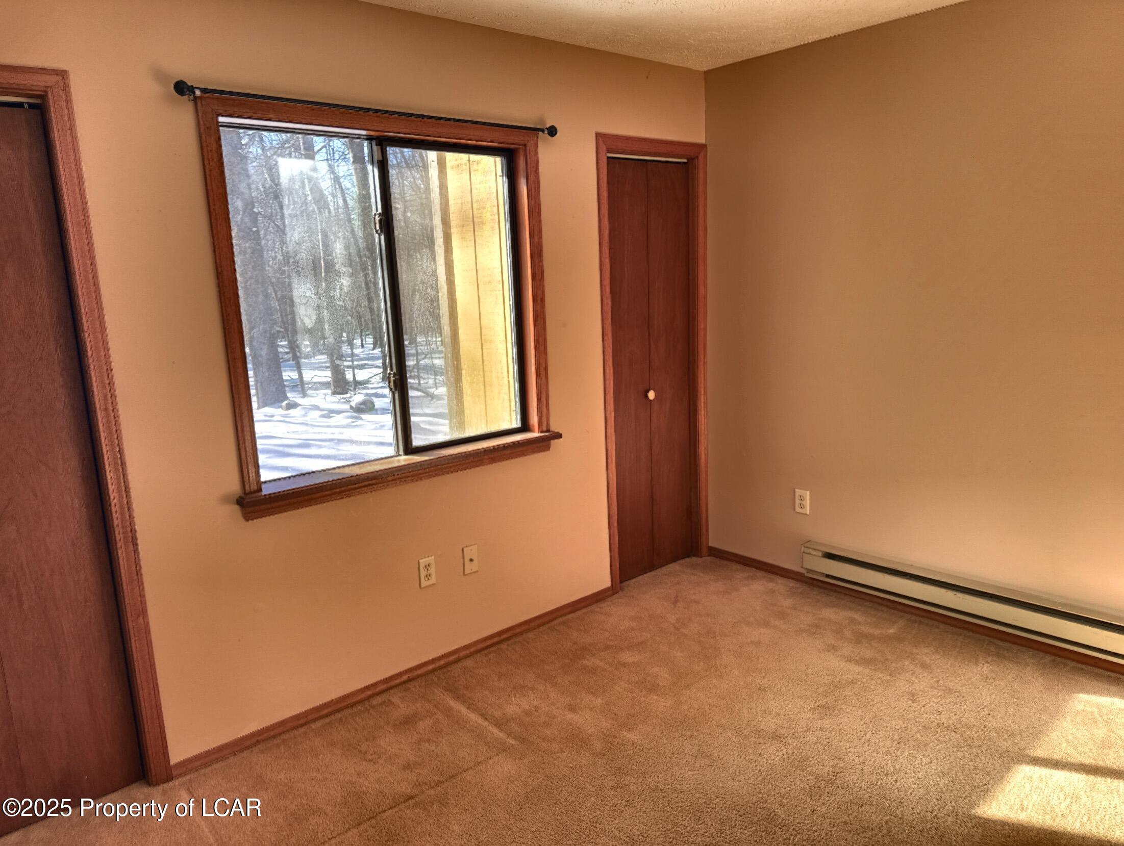 1008 W Ridge Drive, Gouldsboro, Pennsylvania image 21
