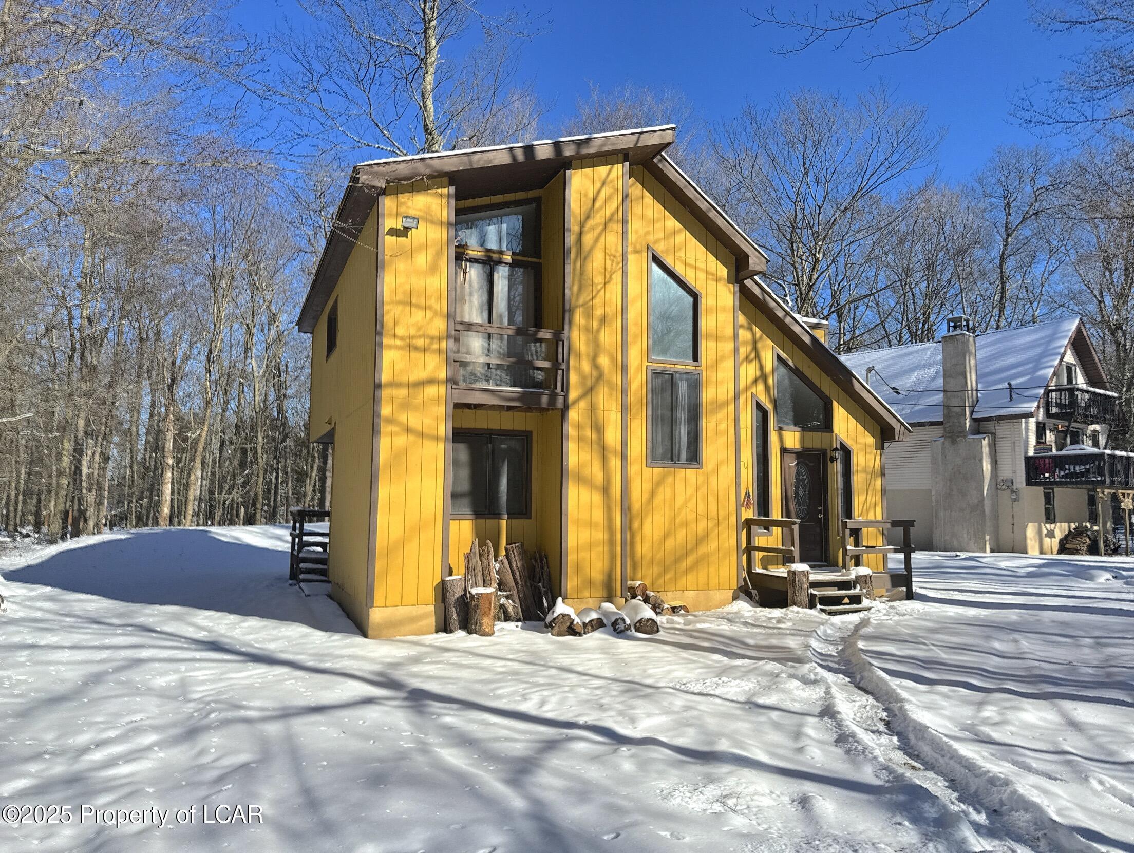 1008 W Ridge Drive, Gouldsboro, Pennsylvania image 1