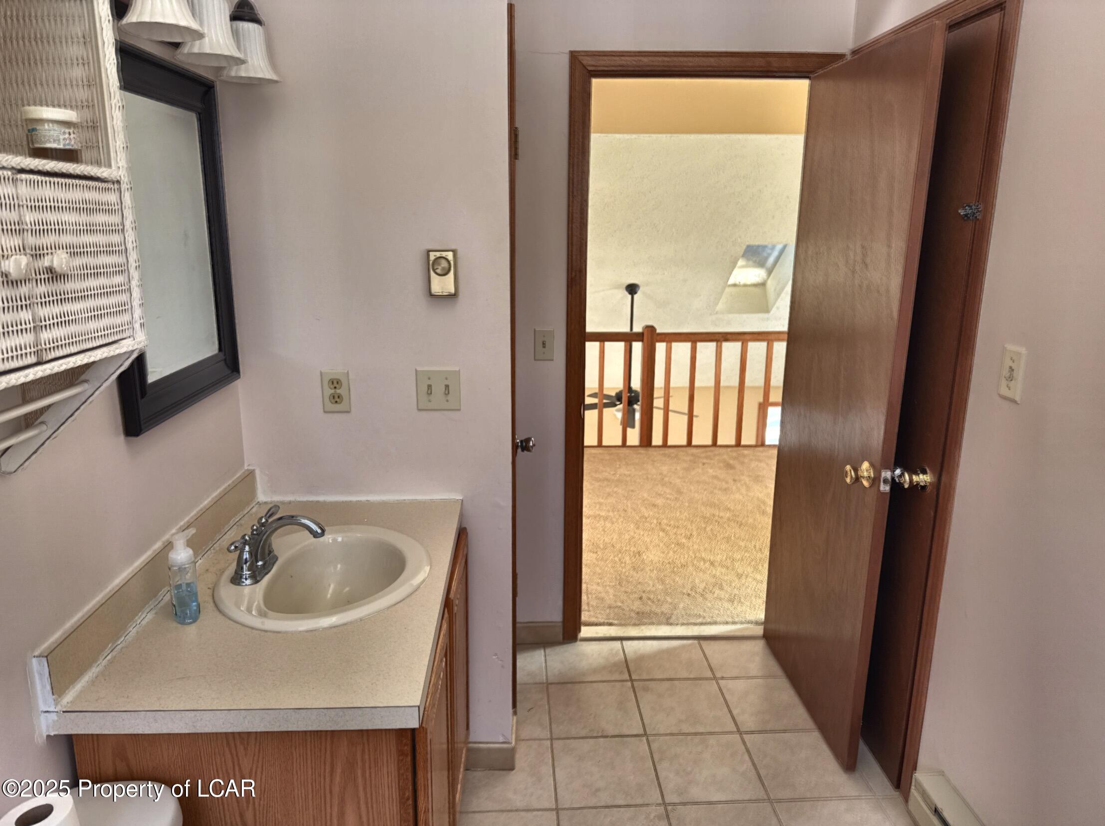 1008 W Ridge Drive, Gouldsboro, Pennsylvania image 31