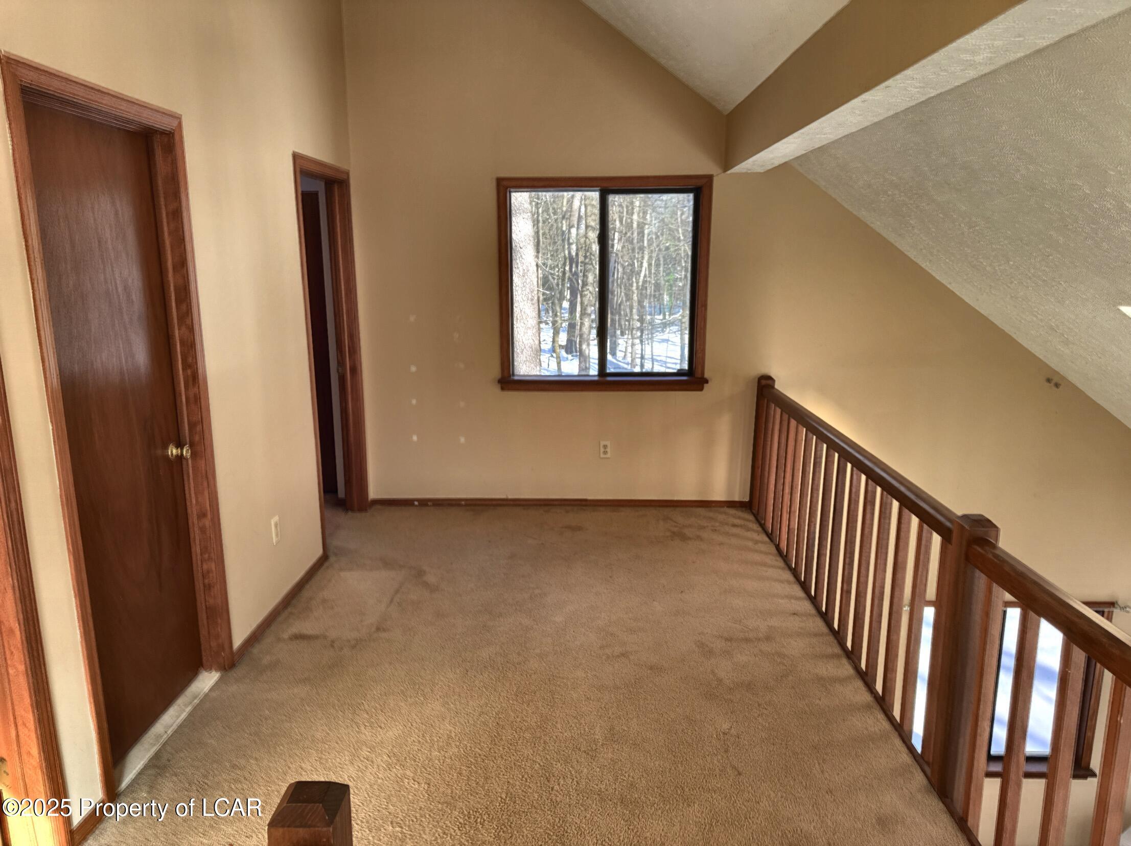 1008 W Ridge Drive, Gouldsboro, Pennsylvania image 23