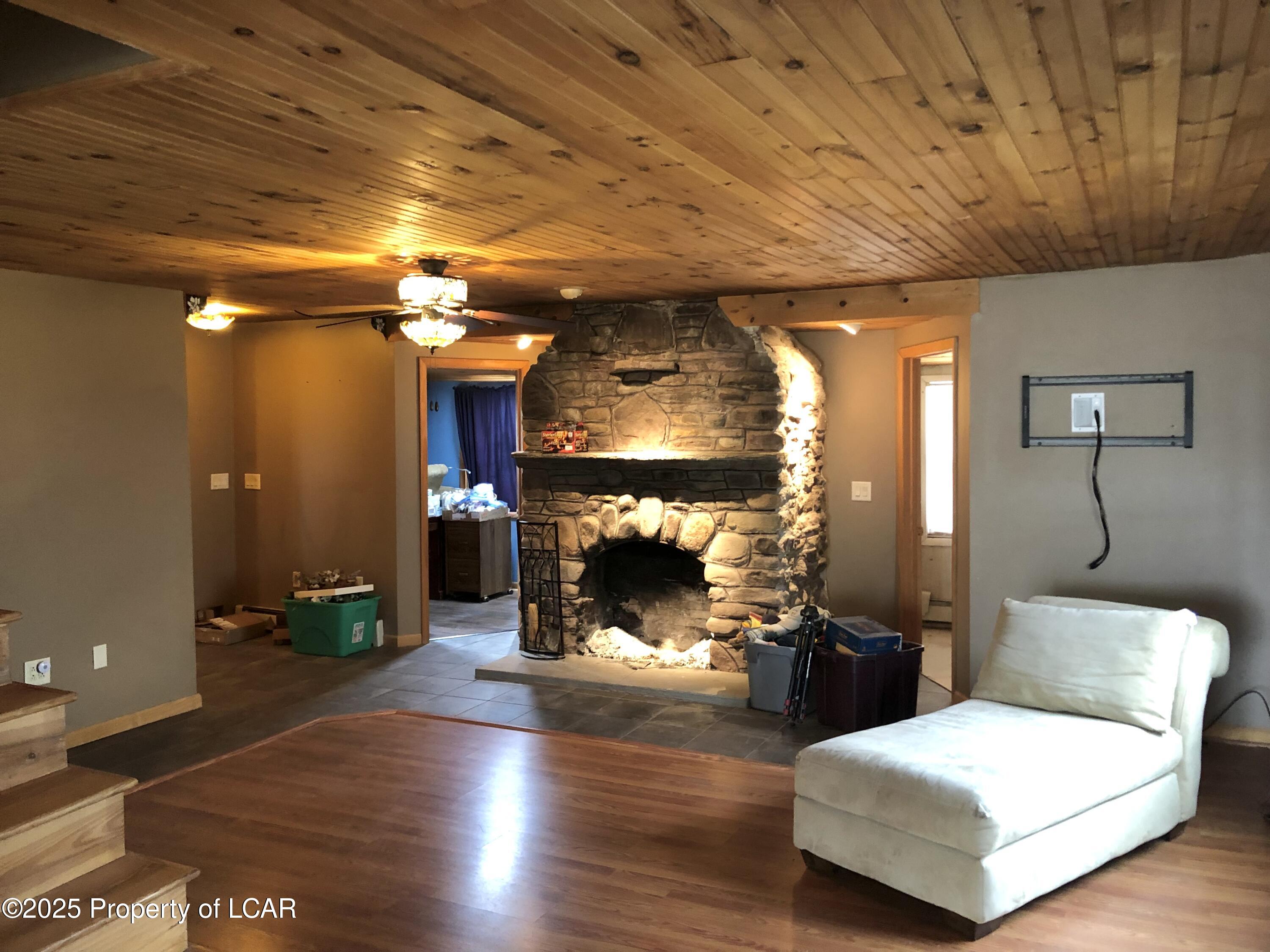 38 Hickory Street, Harveys Lake, Alaska image 7
