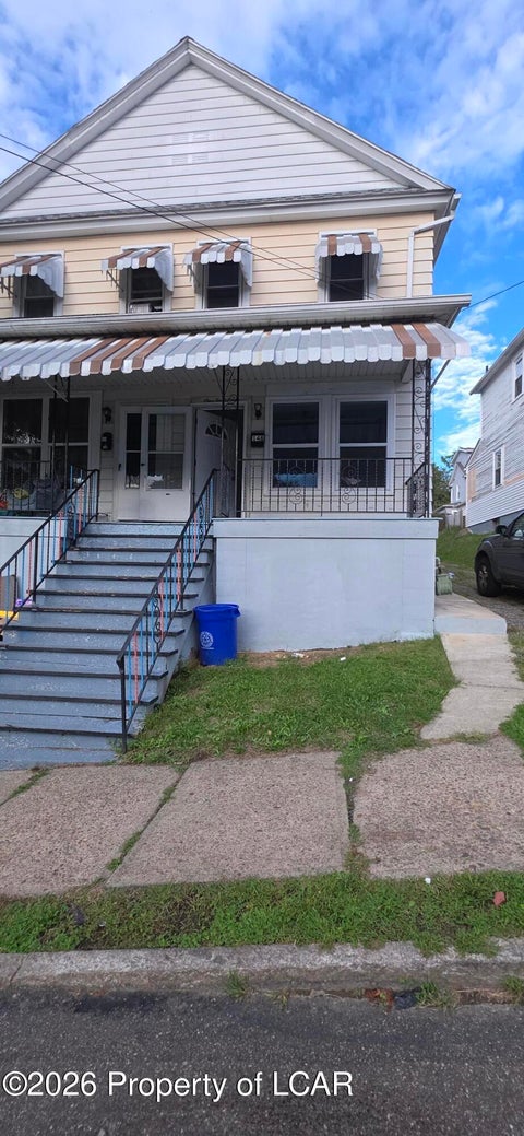 Homes For Rent - 148 Regal Street<br/> Hanover Township, PA 18706