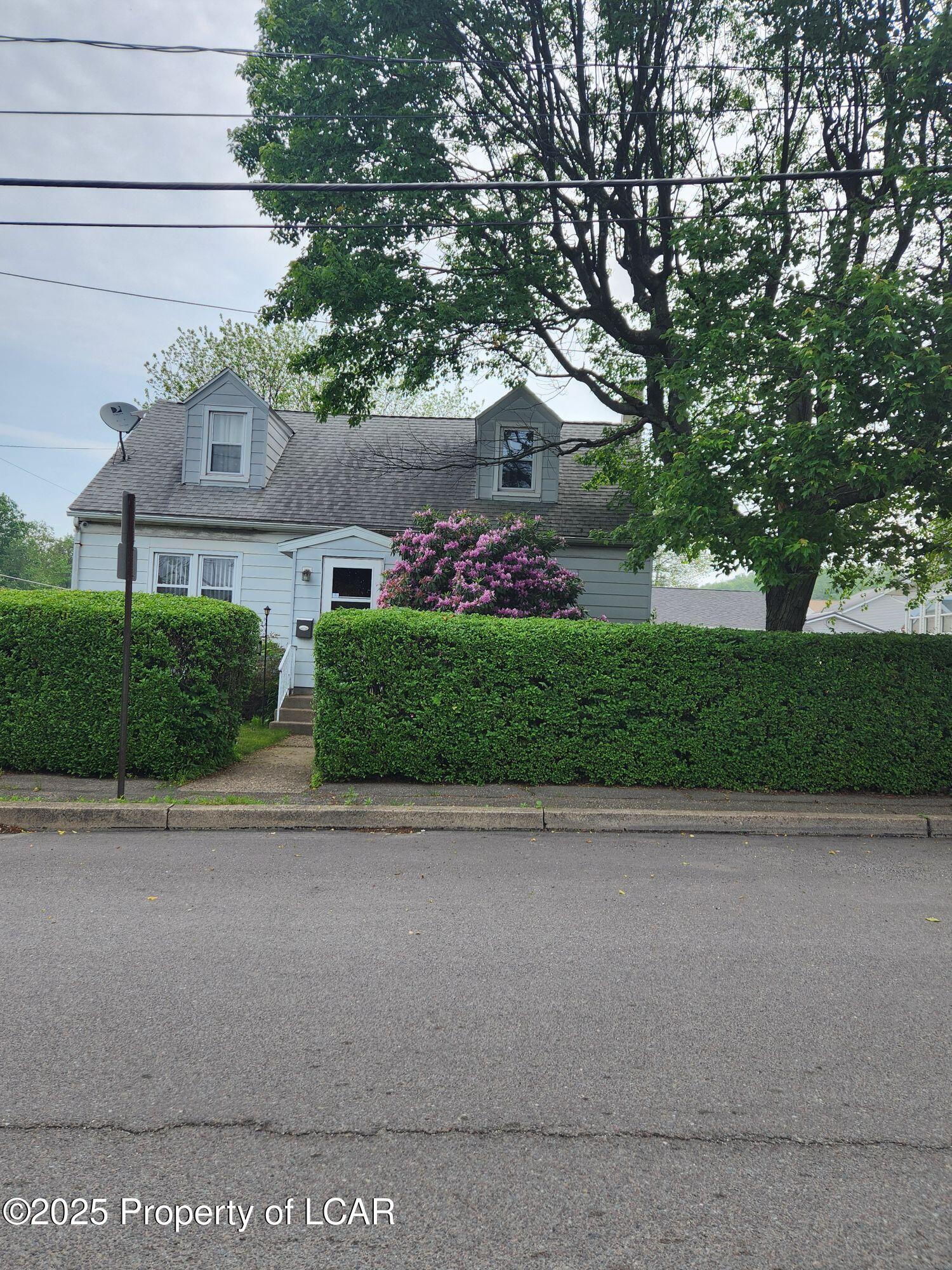 849 Seybert Street, Hazleton, Idaho image 1