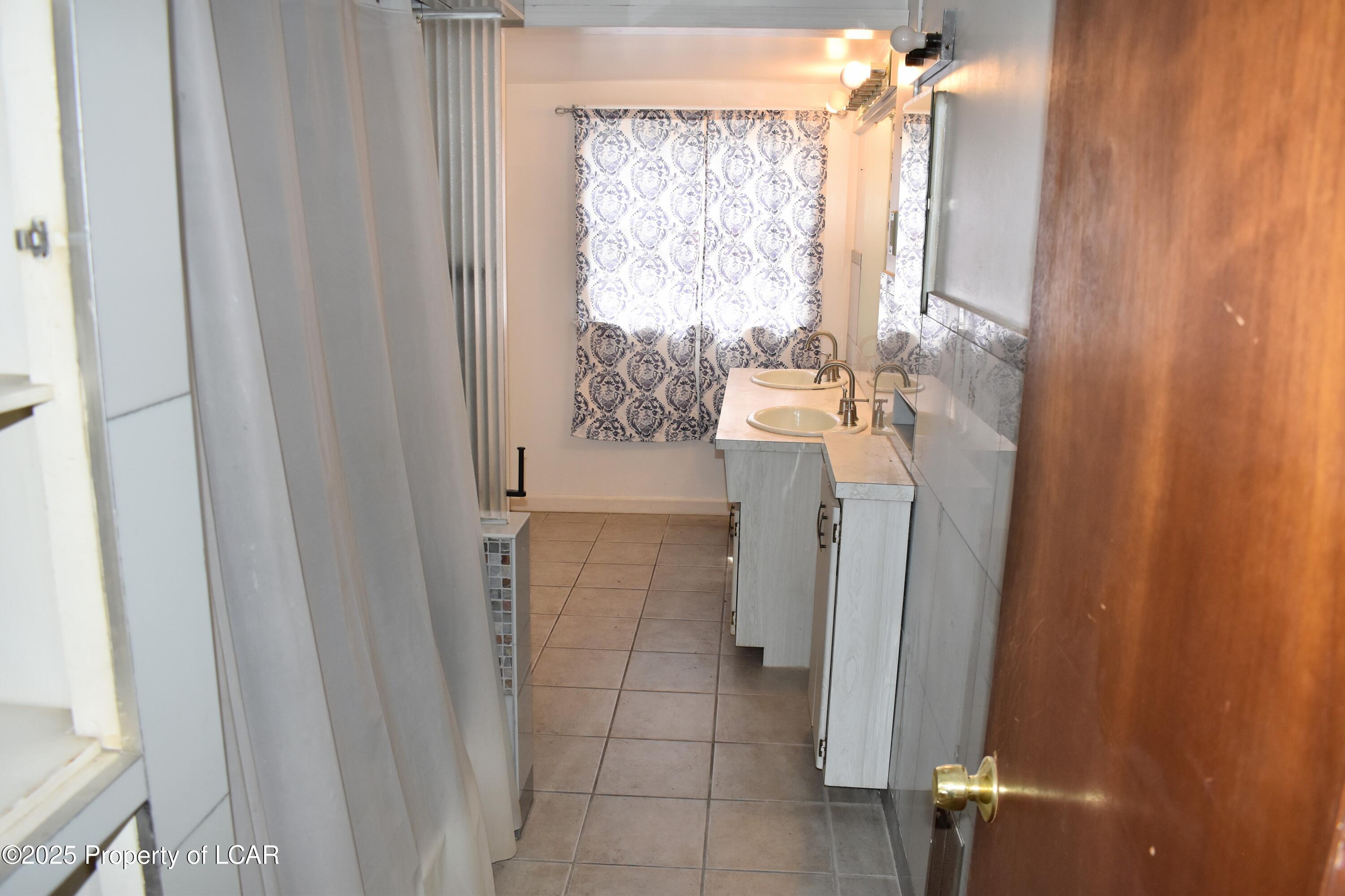 112 John Street, Kingston, Idaho image 29