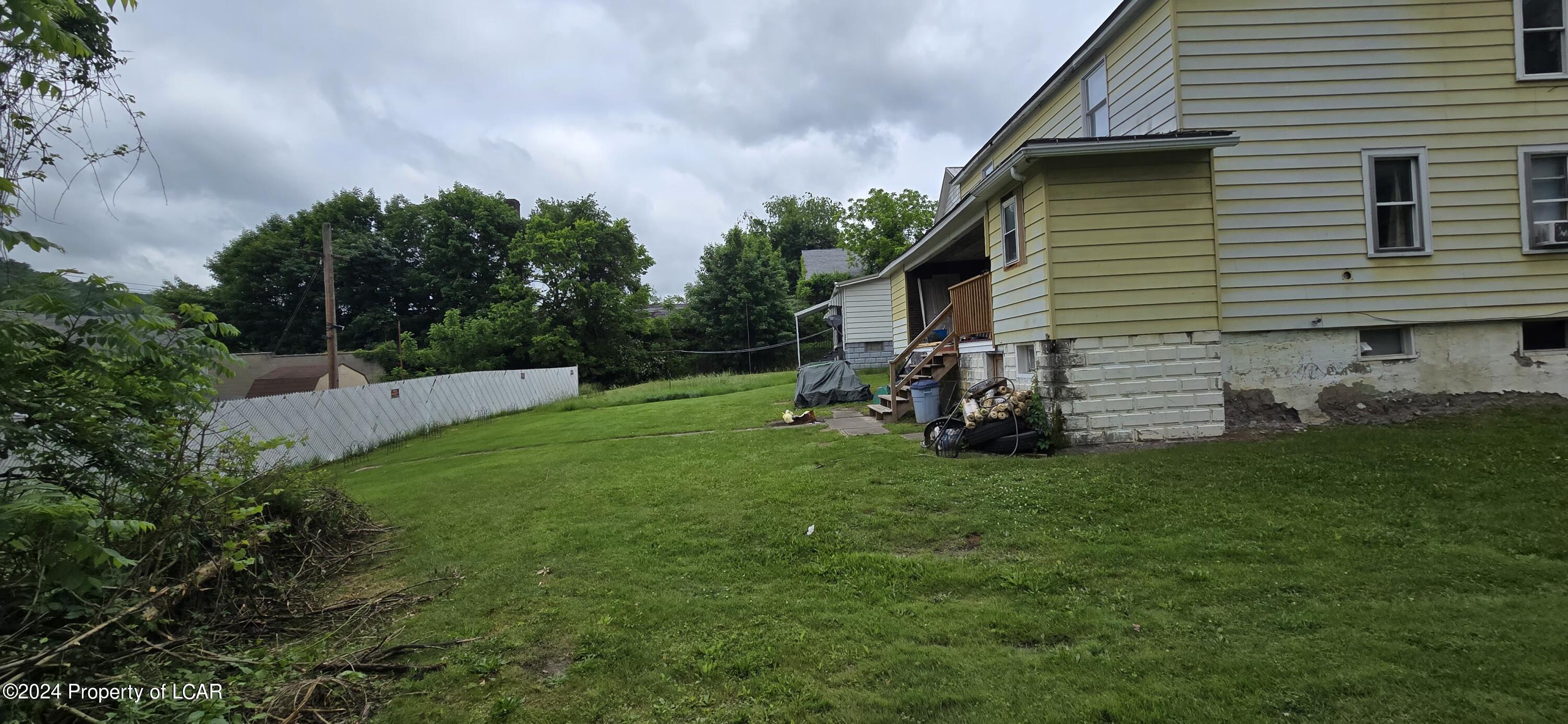 Mocanaqua, Pennsylvania 18655, United States, 8 Bedrooms Bedrooms, ,1 BathroomBathrooms,Residential,Active,44924