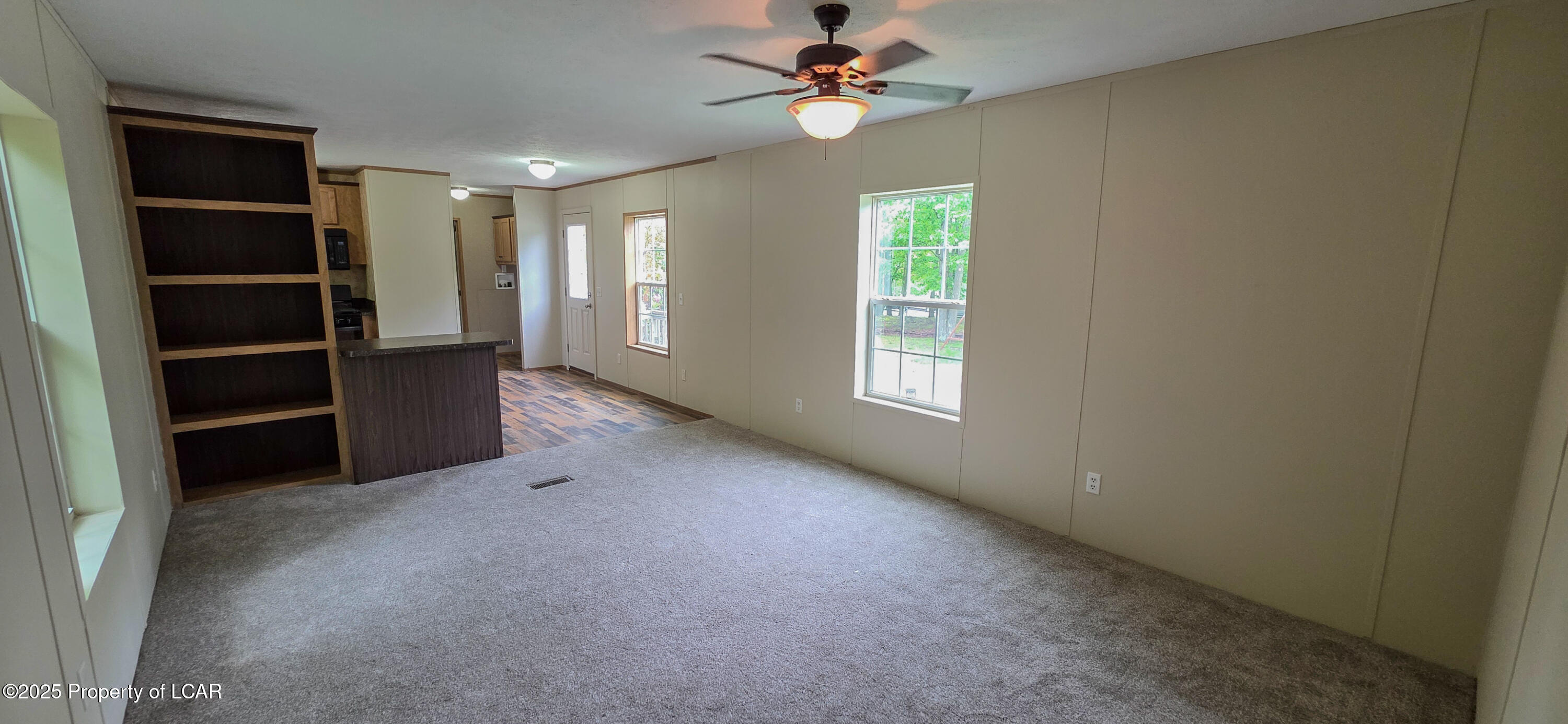 433 Laurel Run Avenue, Laurel Run, Texas image 6