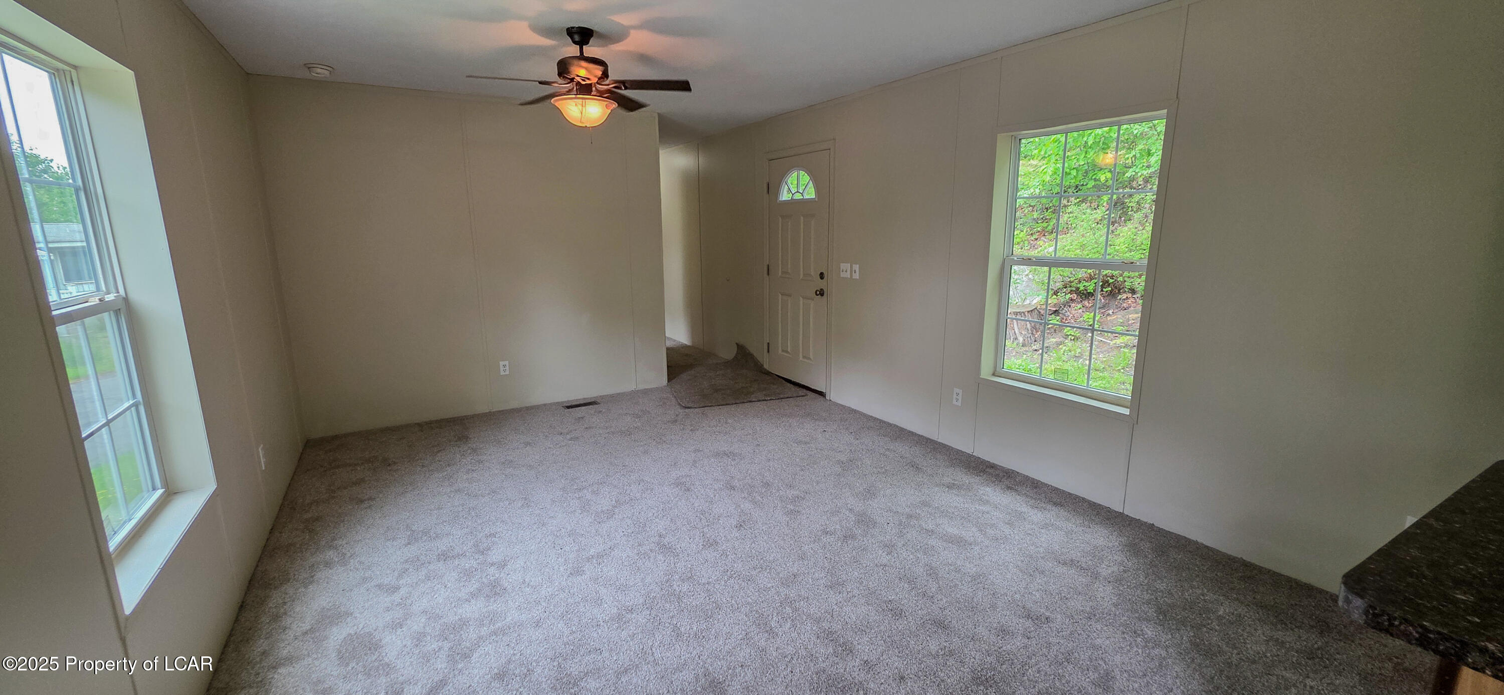 433 Laurel Run Avenue, Laurel Run, Texas image 11