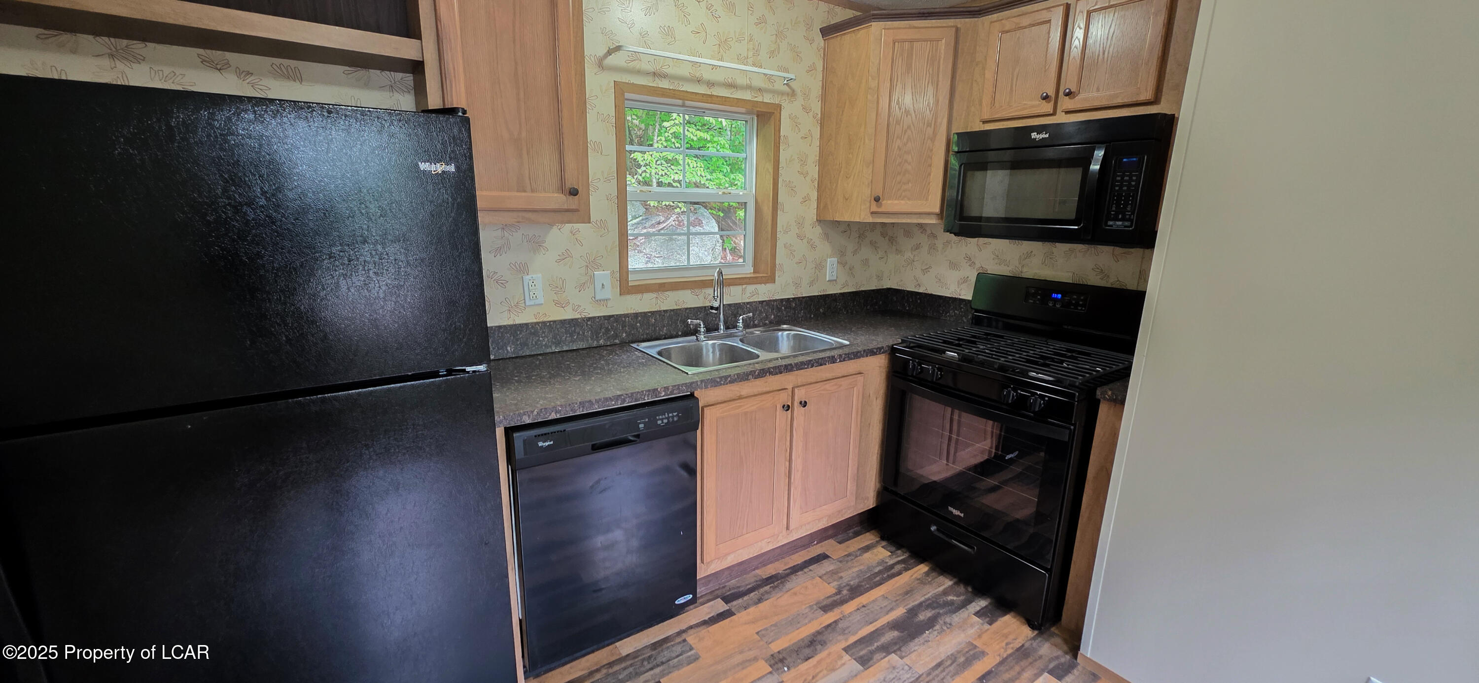 433 Laurel Run Avenue, Laurel Run, Texas image 8