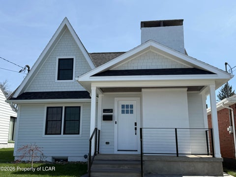 Homes For Sale - 681 Harrison Street<br/> Hazleton, PA 18201