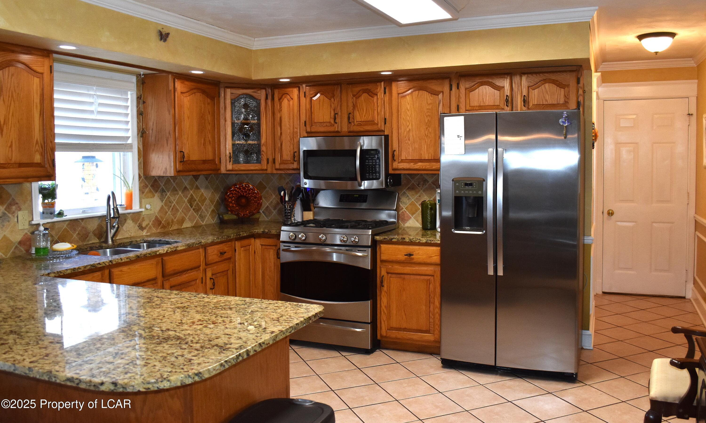 548 N Winter Street, Old Forge, Idaho image 2