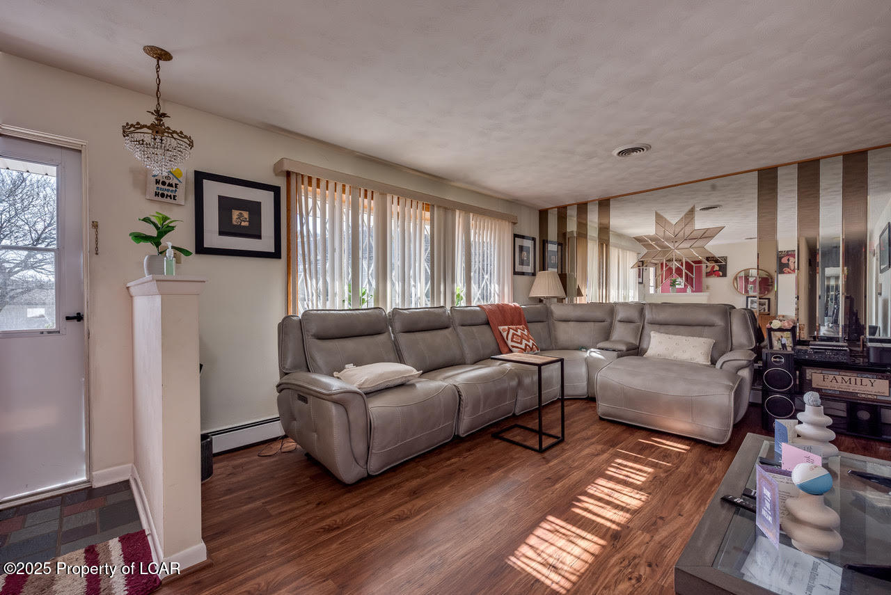 9520 Grey Owl Way, Eagle River, Alaska image 3
