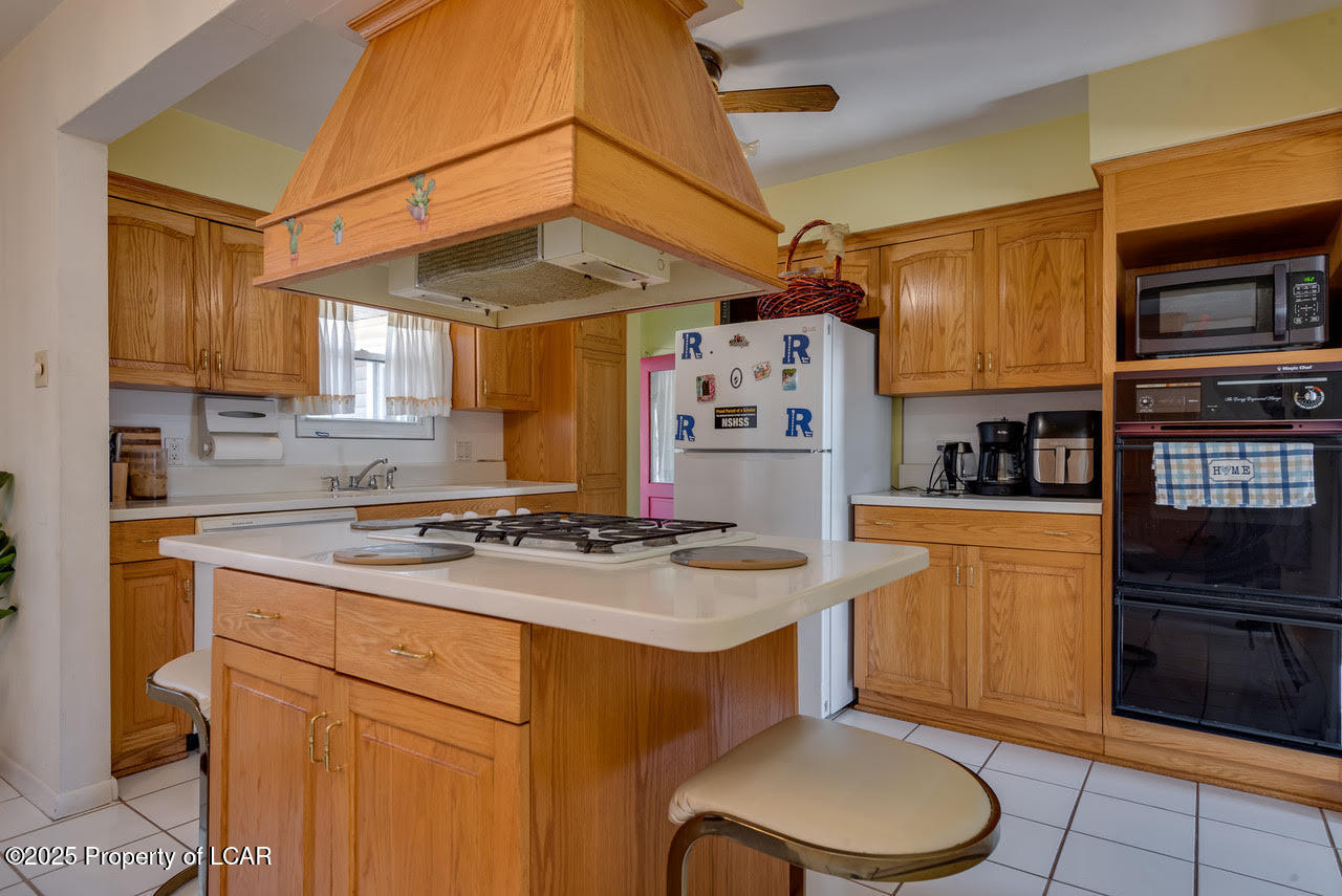 9520 Grey Owl Way, Eagle River, Alaska image 6